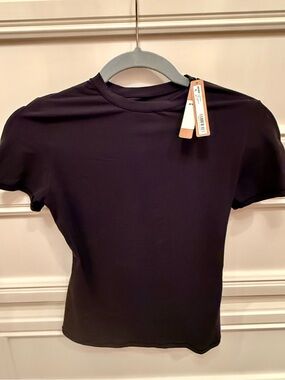 SKIMS Classic Crewneck Short Sleeve Tee in black
